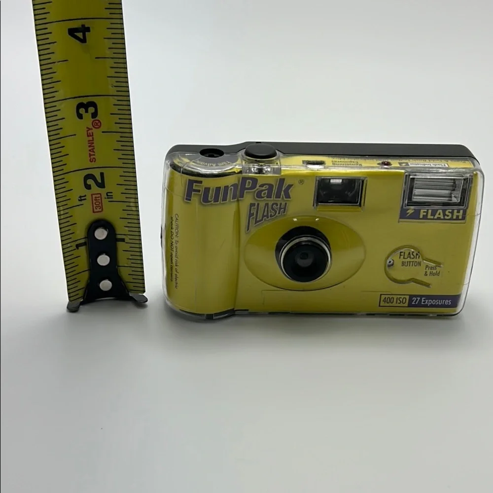 Vintage‎ FunPak Disposable Film Camera 400ISO 27exp Yellow Flash